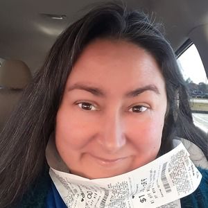 Meet your Posher, Marnie